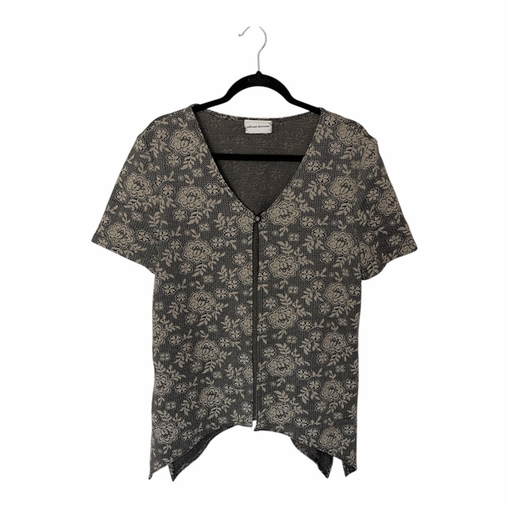 Vintage Y2K single button top